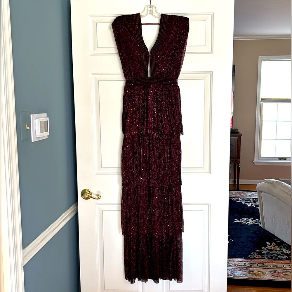 Stunning burgundy glittery dress